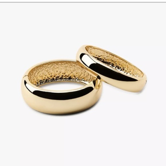 Zara Jewelry - NWT. Zara Golden Two Pack of Rigid Metal Bracelets.